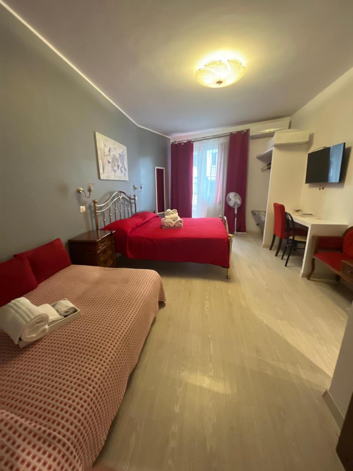 La Perla Di 2* Roma